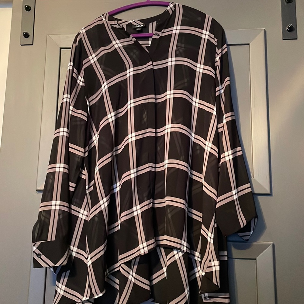 Black and gray XL Button Down Sheer Top